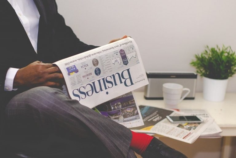 Se tenir au courant des infos et actualités : comment faire ?