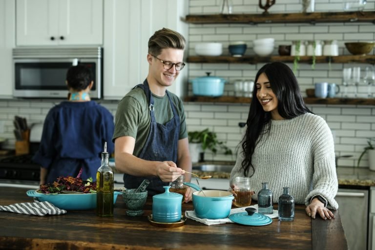 Tout savoir sur la fermentation en cuisine : bienfaits, techniques et recettes