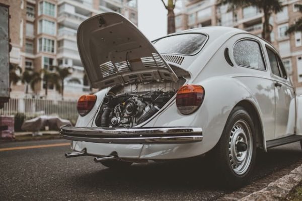 Comprendre les enjeux de sécurité des véhicules à moteur arrière moteur arrière