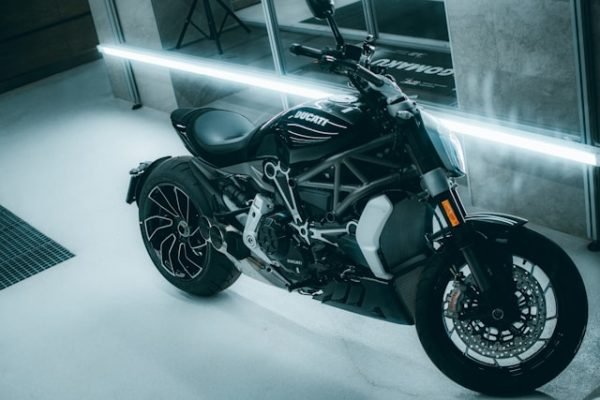 Explorez les dernières innovations dans le monde des motos innovations motos